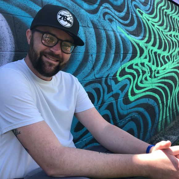 Meet your Posher, Dave - Picture 1 of 1